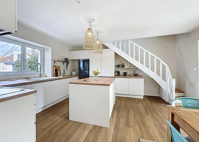 La Nero By Interhome