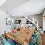 La Nero By Interhome