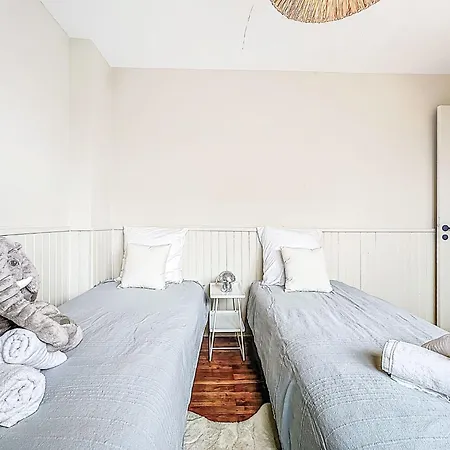 La Nero By Interhome