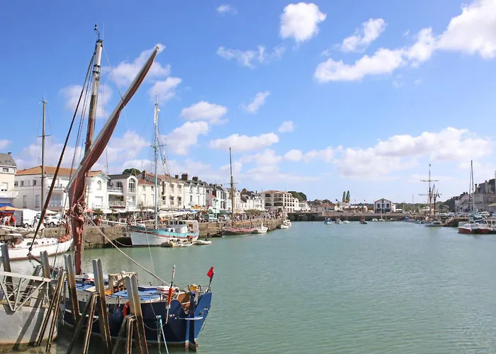 La Nero By Interhome